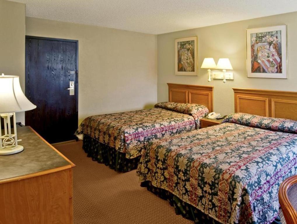 Fairview Inn By Oyo Hesston I-135 Zewnętrze zdjęcie
